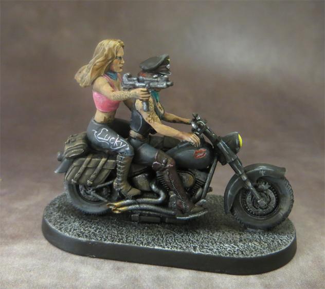 60_bikergirls_02.jpg.5dadefd7aed1dc0b79f0bc9fd3d19bdb.jpg