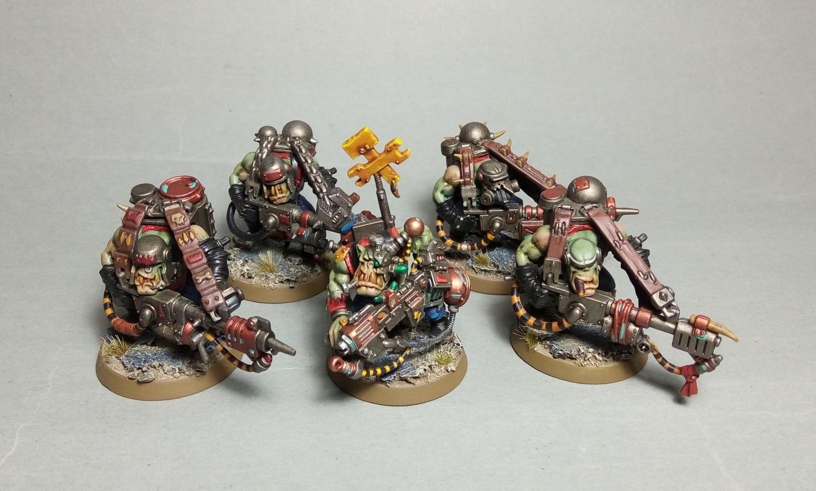 wh40k_orks_burna_boyz_and_spanner_03.jpg.eba14363e2b6027fc84e0b05ae4a7df5.jpg