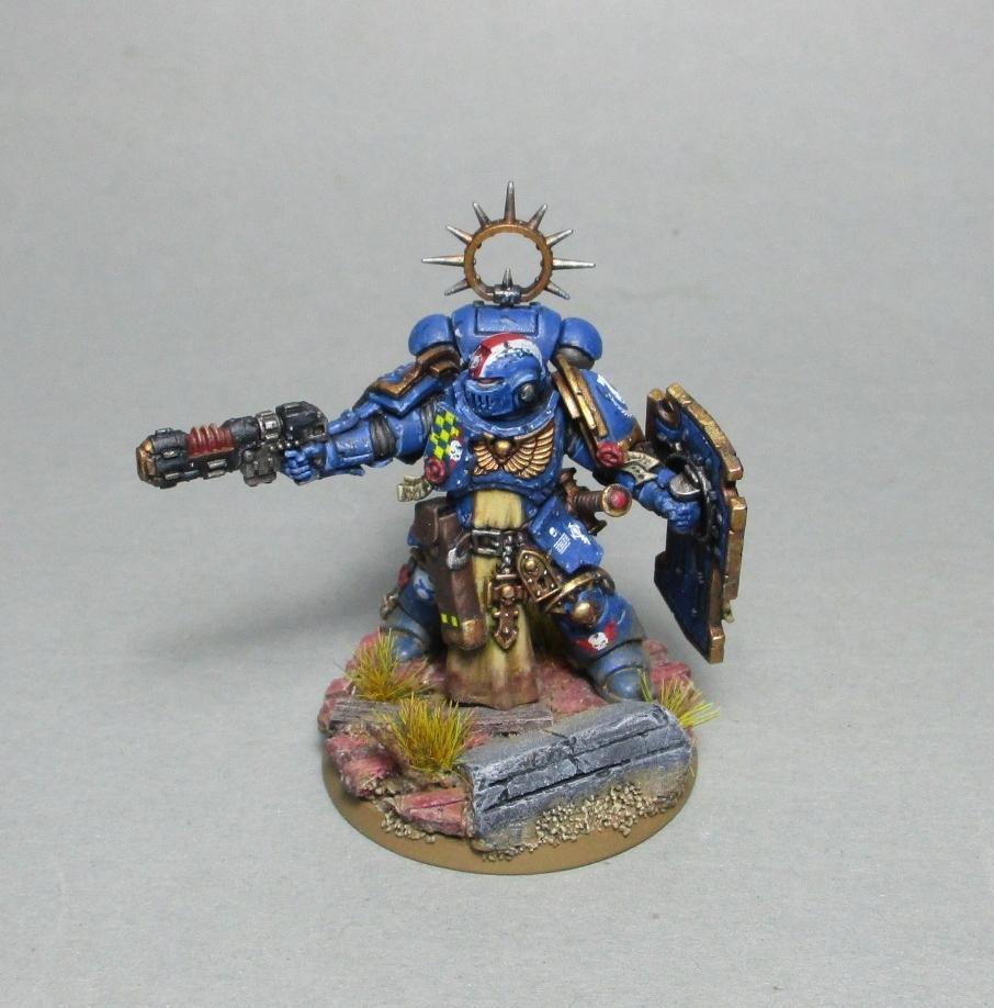 wh40k_ultramarines_primaris_indomitus_lieutnant_01.jpg.5d12a45970f7972cfb25af4cd5424ed1.jpg